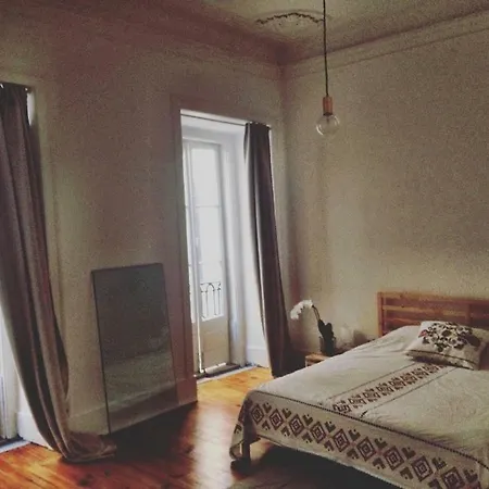 Huge Sunny 4bedroom In Principe Real. Lisboa