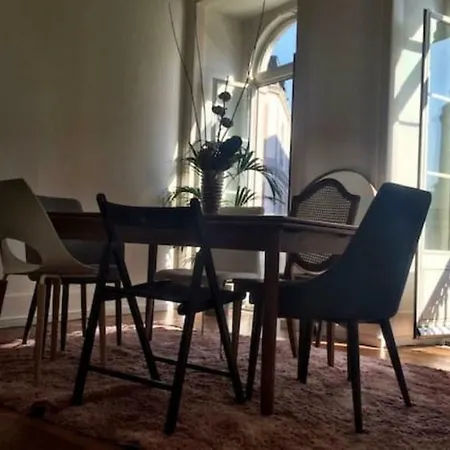 公寓 Huge Sunny 4bedroom In Principe Real.